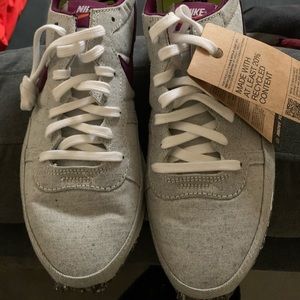 Nike Challenger size 12